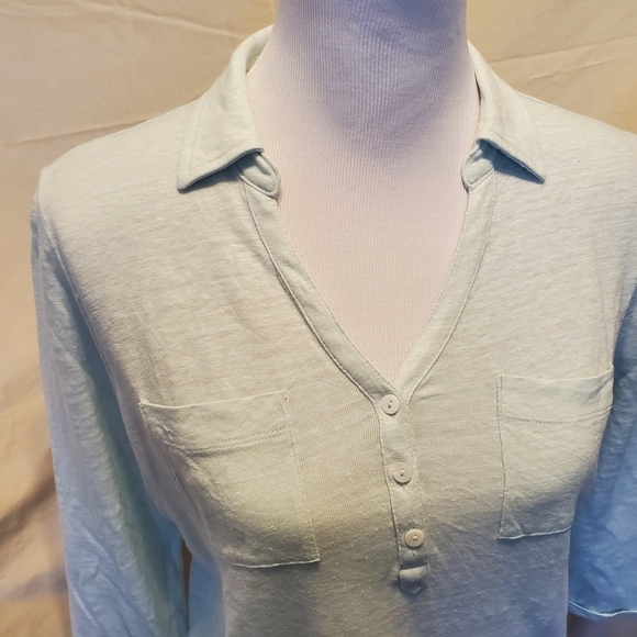 Chico's V-Neck 3/4 Sleeved Top SZ MD - Picture 2 of 6